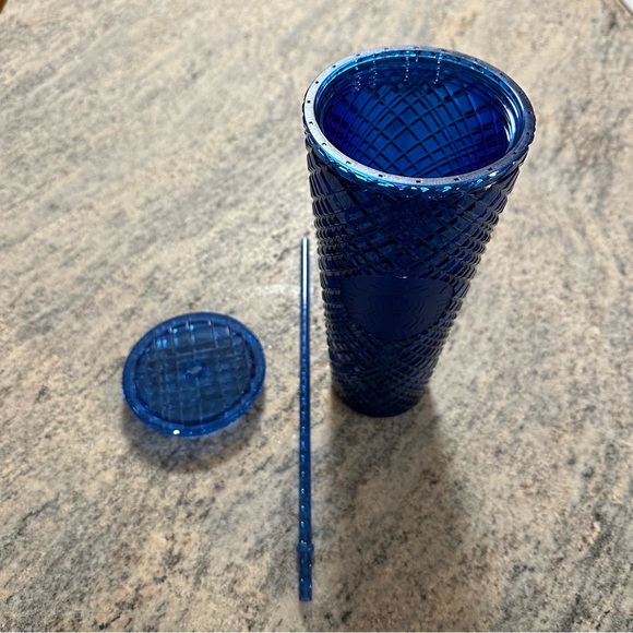 Starbucks Holiday 2022 Limited Azure Blue Tumbler Venti 24oz - Picture 5 of 6
